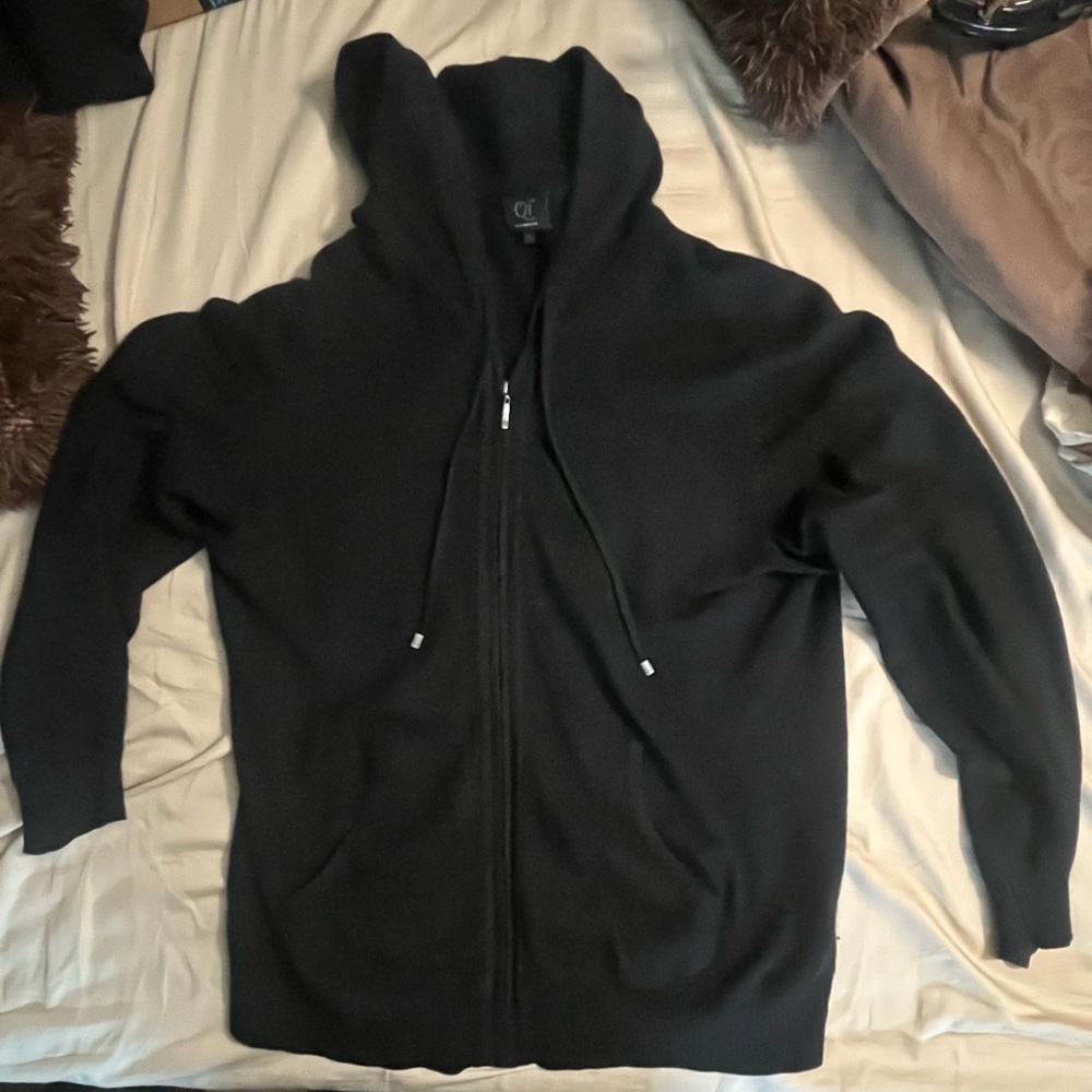 Men's Classic Black Zip-Up Sweater